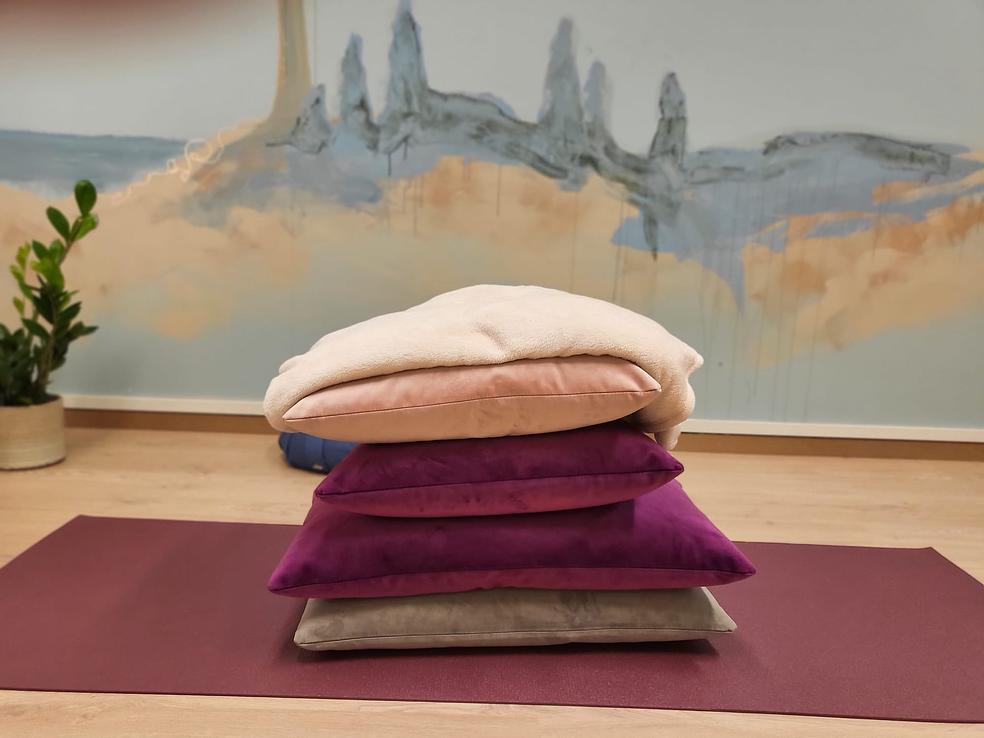 Löydä luoksesi® - Yinjooga  by Äänivilja